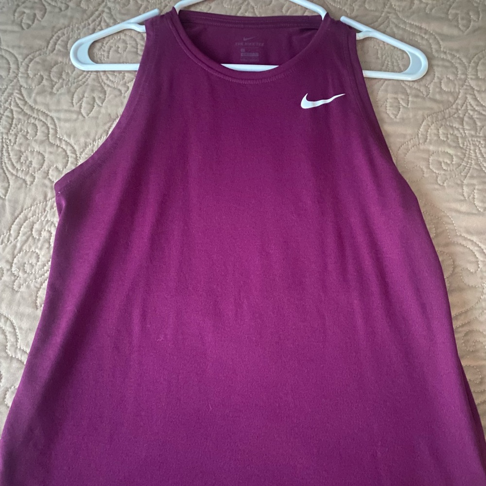 Nike tank